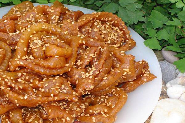 Traditional Sweets (Shebbakia)